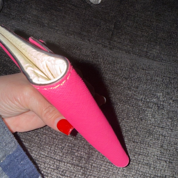 Kate Spade New York Pink Saffiano Leather Slim Wallet Checkbook Bifold - Picture 11 of 11